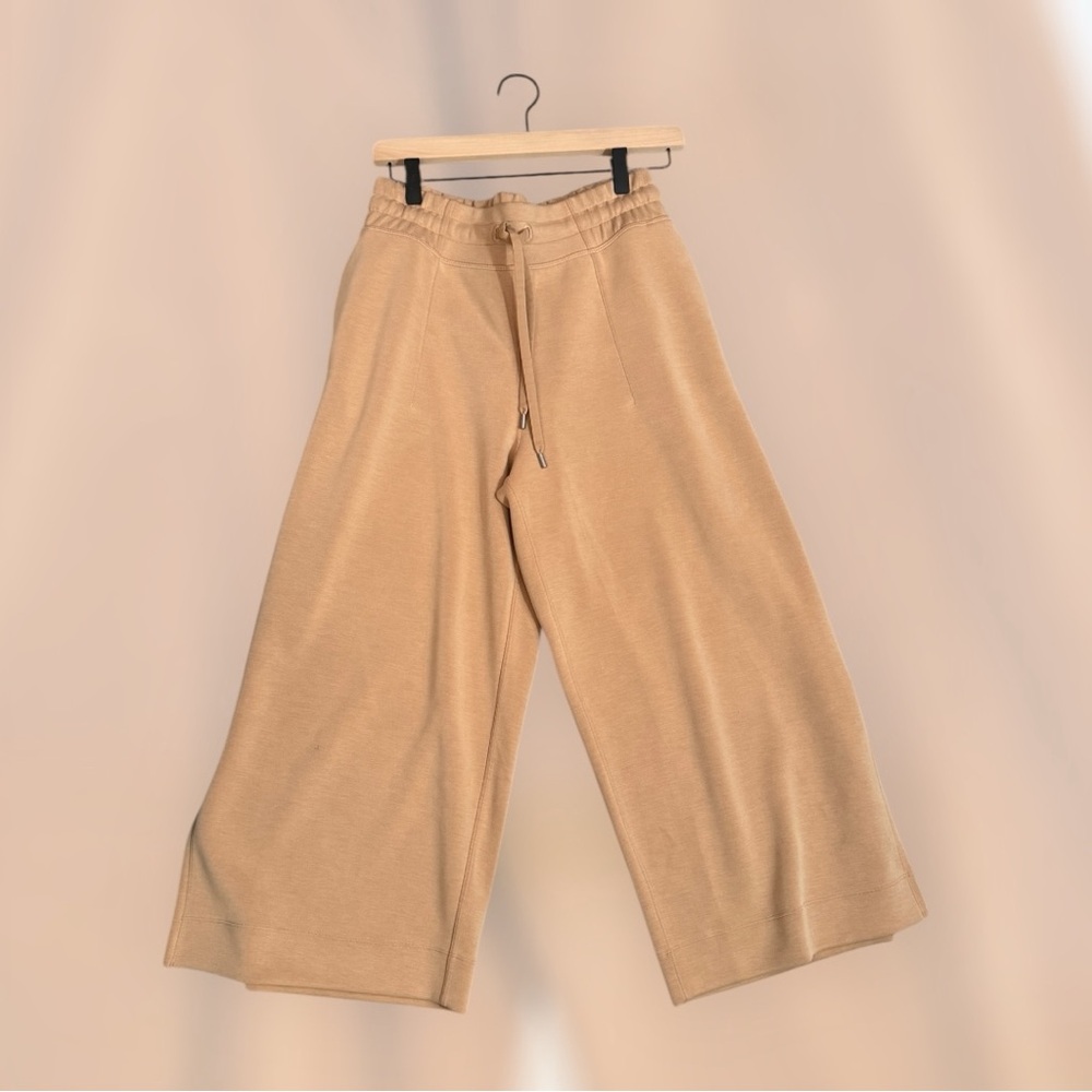 Lululemon Softstreme High-Rise Wide-Leg Cropped Pant